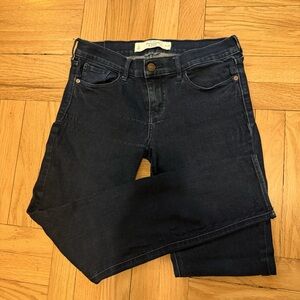 Abercrombie & Fitch Perfect Stretch Women Slim Jeans size 4  waist 27” Dark Blue